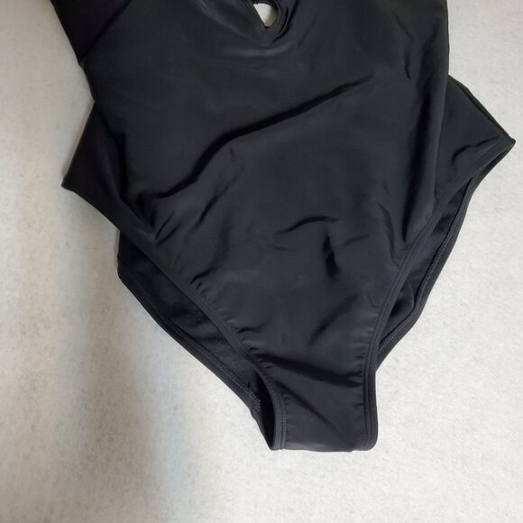 Shade & Shore Women's One Piece Swimsuit XL Black Ruffle Plunge NWT Medium Seat - Picture 4 of 16